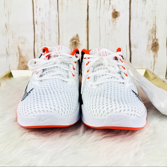 NEW Nike Metcon 6 Cross Training White Orange - Picture 3 of 9